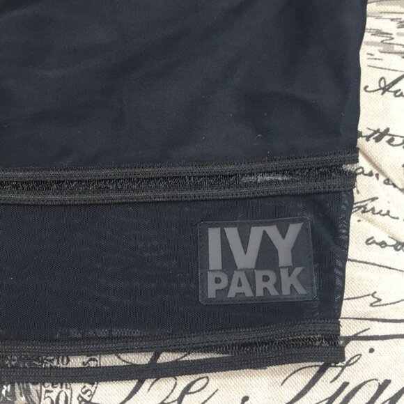 IVY PARK® Mesh Panel Crop Top - Picture 6 of 9